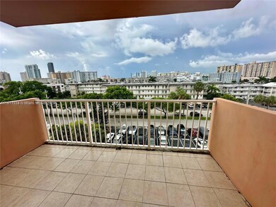 Coastal Vii Apartments Inc unit 611, Hallandale Beach, FL 33009 - photo 5