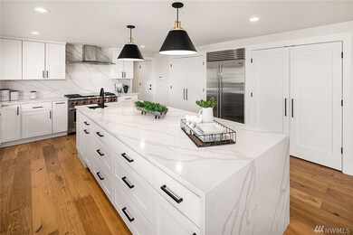 7035 W Mercer Way, Mercer Island, WA 98040 - photo 3