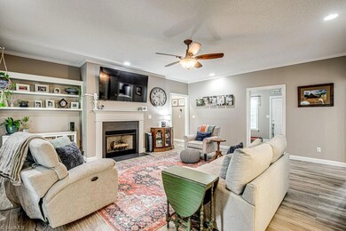 5900 Harvester Dr, Greensboro, NC 27406 - photo 6