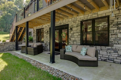529 King Beach Dr-39-WEB