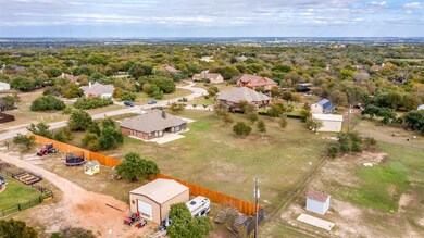 413 Miramar Cir, Weatherford, TX 76085 - photo 4