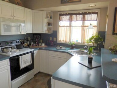 249 Ridings Cir unit K249, Macungie, PA 18062 - photo 7