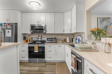 10110 Cedar Point Blvd unit 2030, Boynton Beach, FL 33437 - photo 5