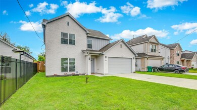 8402 James Franklin St, Houston, TX 77088 - photo 3