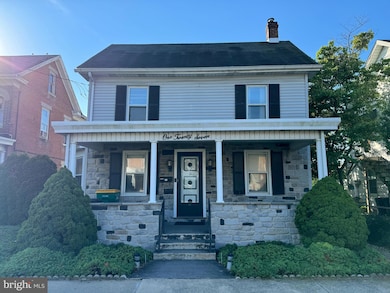 127 Fairview Ave, Waynesboro, PA 17268 - photo 2