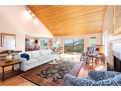 10 Yorick St, Lake Oswego, OR 97035 - photo 5