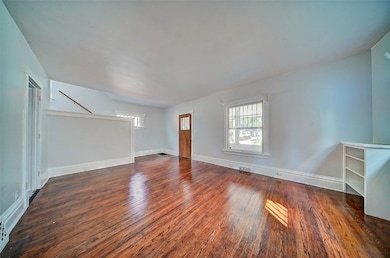 361 19th St SE, Cedar Rapids, IA 52403 - photo 6