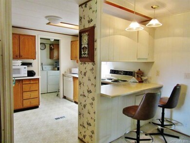 101 Cumberland Dr unit 9, Hendersonville, NC 28792 - photo 6