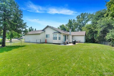 3847 Trinity Cir, Florissant, MO 63034 - photo 5