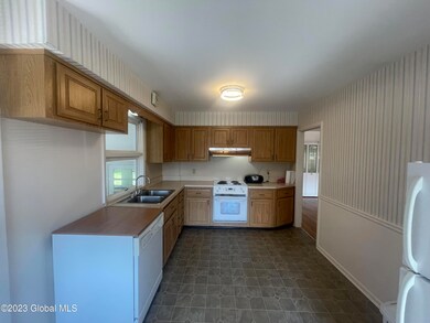 40 Mariette Place, Albany, NY 12209 - photo 6