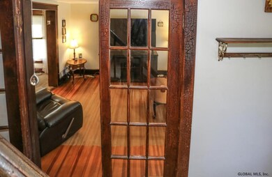 8 Sycaway Ave, Troy, NY 12180 - photo 7