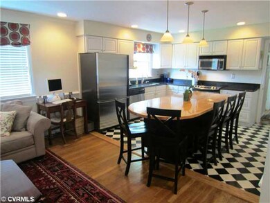 Kitchen - Wow!  Fully renovated kitchen including 