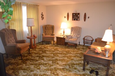 2117 Lindenwood Ave, Fort Wayne, IN 46808 - photo 2