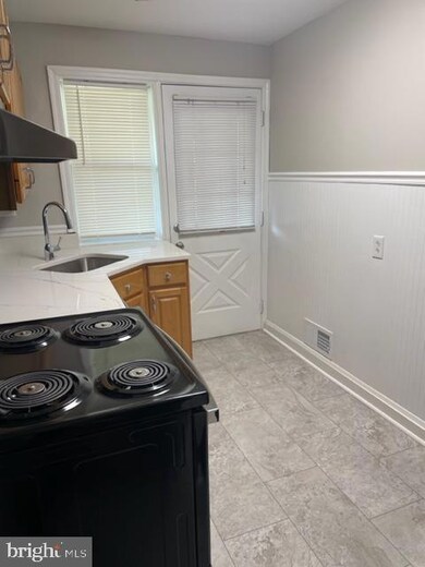 3421 Pinewood Ave, Baltimore, MD 21206 - photo 5