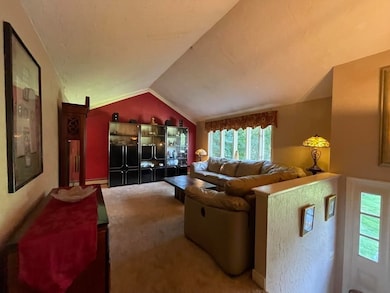 93 N Main St, Bellingham, MA 02019 - photo 4