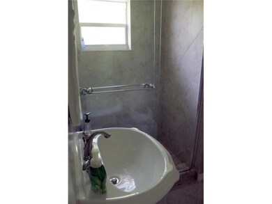 16550 Royal Poinciana Ct, Weston, FL 33326 - photo 6