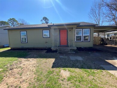 121 Reaves Ln, Hurst, TX 76053 - photo 2