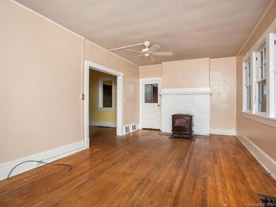 Original Hardwood floors -Living Room