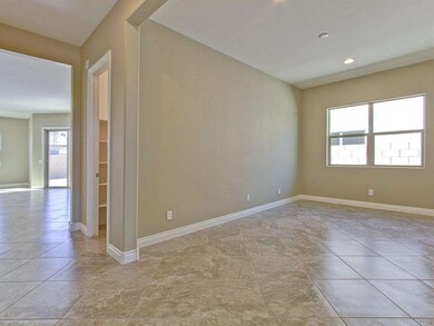 005_Flex DiningLiving Room