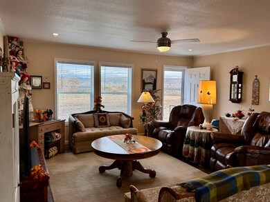 4127 Golf Course Rd, Basin, WY 82410 - photo 6