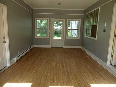 3105 13th St, Columbus, IN 47201 - photo 6