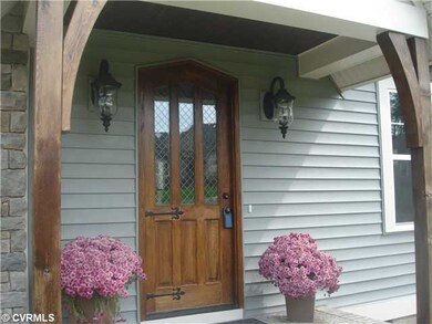 Facade/Exterior Front