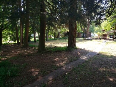 407 Twele Rd, Greenock, PA 15047 - photo 4