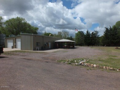37 N Beaver Pond Circle