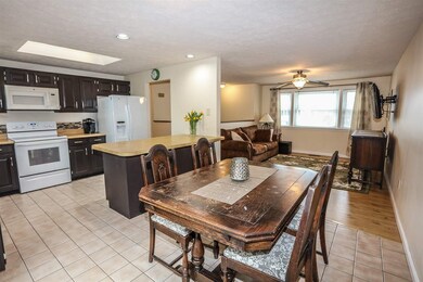 257 Patricia Ln, Manchester, NH 03104 - photo 4