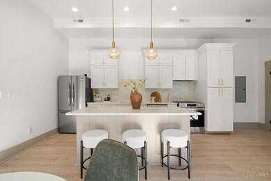 1431 Republic St unit 3, Cincinnati, OH 45202 - photo 7