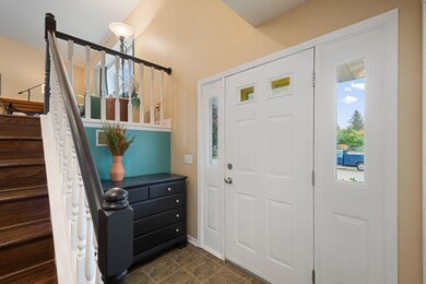 2359 Hilo Ave N, Saint Paul, MN 55128 - photo 2