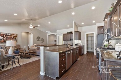 10099 W Trident Ridge Dr unit Lot 9 Block 14, Star, ID 83669 - photo 4