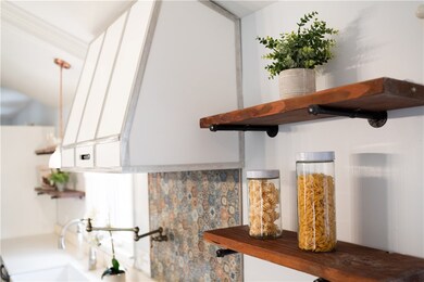 42 Bridal Ave, Warwick, RI 02886 - photo 6