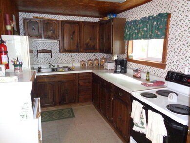 95 Flat Iron Pond Rd, Ta R7 Wels, ME 04462 - photo 5