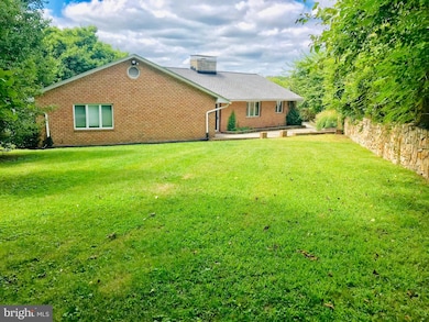 3110 Moravia Rd, Baltimore, MD 21214 - photo 2