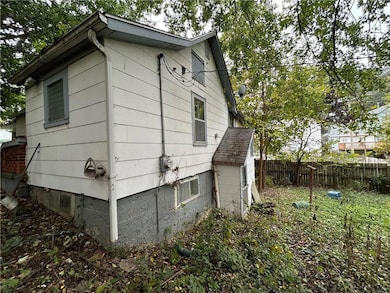 609 R St, Atchison, KS 66002 - photo 4