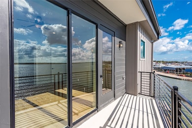 4403 Davis Ln, Seabrook, TX 77586 - photo 7