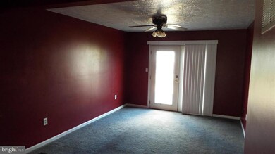 18130 Tebbs Ln, Dumfries, VA 22026 - photo 5