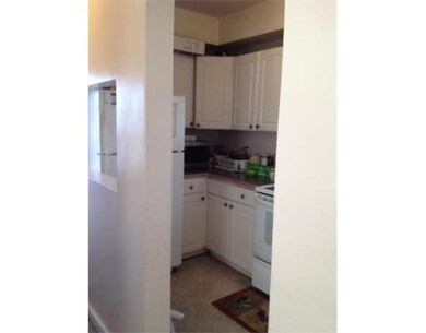 39 Oak Ave unit 2FL, Worcester, MA 01605 - photo 5