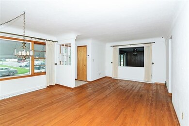 8721 Park Dr, Highland, IN 46322 - photo 4