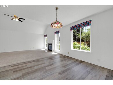 1242 Frogs Leap Ln, Eugene, OR 97404 - photo 7