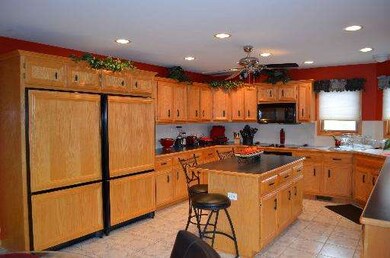 3218 Mallard Dr, Homewood, IL 60430 - photo 3