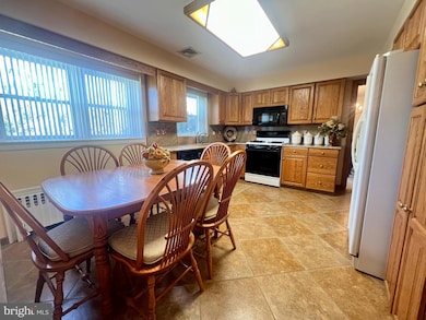 1526 Sandy Hill Rd unit 8, Plymouth Meeting, PA 19462 - photo 6