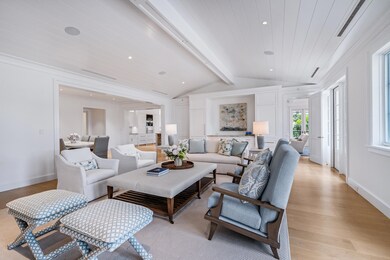 221 Royal Poinciana Way unit 1 Via Flagler, Palm Beach, FL 33480 - photo 6