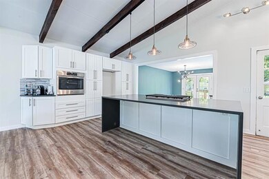 4825 Larsen Ln, Shawnee, KS 66203 - photo 3