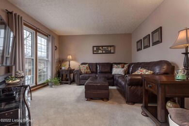 8003 Cloverport Ct, Louisville, KY 40228 - photo 7