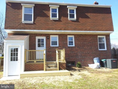 12705 Caldwell St, Rockville, MD 20853 - photo 2