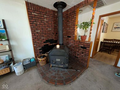 252 Hurst Ave, Cloverdale, IN 46120 - photo 5