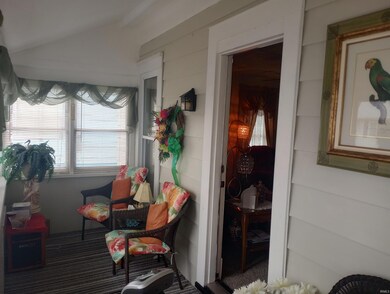 1166 Mckinley Ave, Vincennes, IN 47591 - photo 6