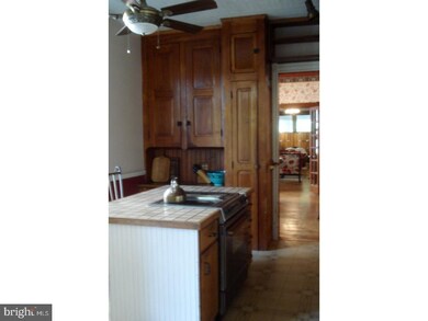 210 Windsor St, Reading, PA 19601 - photo 7